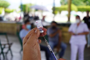 Aplicarán segunda dosis de AstraZeneca en Chiapas