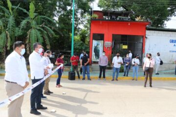 Inaugura REC pavimentación de calles y avenidas de Palenque