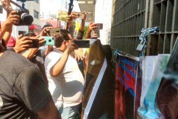 Retienen a empleados del Congreso para exigir liberación de retenidos en Pantelhó