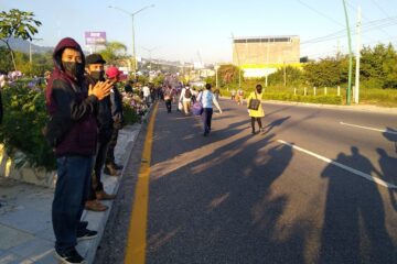 Inconformes de Simojovel bloquearon tramo federal Tuxtla- Chiapa de Corzo