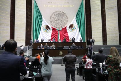 Piden garantizar a los consumidores el uso gratuito de estacionamiento, las primeras dos horas, en plazas comerciales