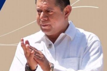 Flores Contreras ofrece acabar con la corrupción en Pemex