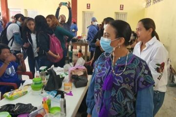 Encabeza Lupita Gómez Brigada de Salud y Belleza en Jiquipilas