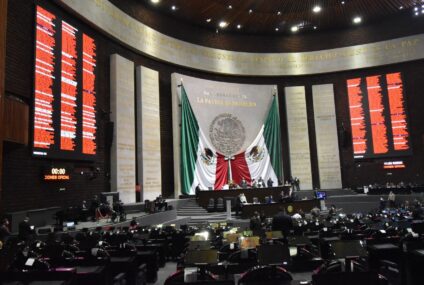 El Pleno de la Cámara de Diputados guardó un minuto de silencio en memoria de Carlos Manzo, alcalde de Uruapan