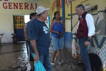 Encharcamientos y cuatro viviendas afectadas por lluvias en el Libramiento Sur de Tuxtla Gutiérrez