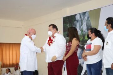 Mariano Rosales asiste a toma de protesta e instalación de RMS en Motozintla