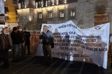 Exferrocarrileros piden al presidente el cumplimiento de su promesa y resarcir daño histórico