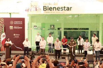 Finaliza AMLO intensa gira de trabajo por Chiapas; Rutilio Escandón agradece todos los beneficios para el estado