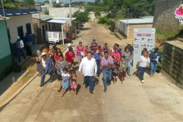 En el fraccionamiento Nambiyuguá Mariano Rosales atiende demandas añejas