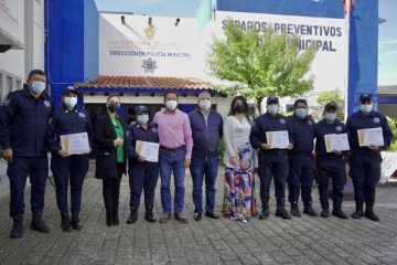 Entrega Llaven Abarca estímulos a policías municipales en San Cristóbal de Las Casas