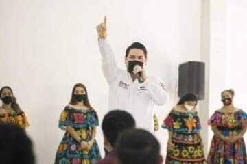 Llama Carlos Molina a trabajar con base en los fundamentos de Morena