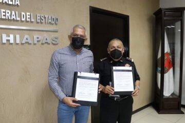 Signan alianza FGE y H. Cuerpo de Bomberos de Tuxtla Gutiérrez