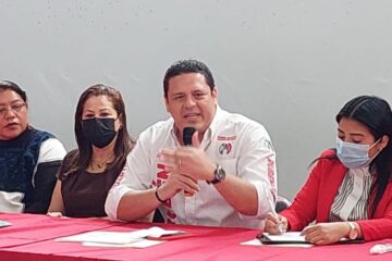El verdadero cambio del PRI saldrá de la militancia: Rubén Zuarth