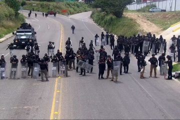 Investigan a siete personas por Motín, Atentados contra la Paz y la Integridad por bloqueo en Tuxtla-SCLC