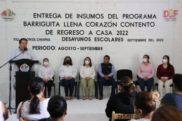 Alcalde Mariano Rosales encabeza entrega de insumos para casi 25 mil niños de escuelas de Villaflores