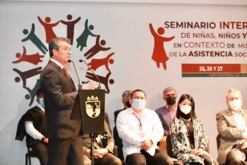 Inaugura Rutilio Escandón seminario para fortalecer atención a niñas, niños y adolescentes migrantes