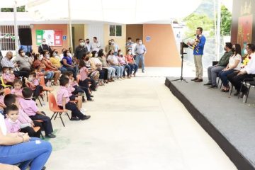 Rutilio Escandón inaugura infraestructura en el Jardín de Niños Daniel Robles Sasso, en Chicoasén