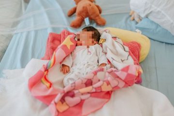 Médicos del IMSS Chiapas salvan vida de bebé y retiran tumor gigante de su mamá