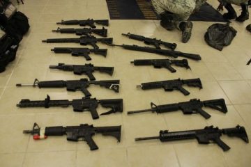 Obtiene a FGR vinculación a proceso en contra de 13 personas detenidas con armamento