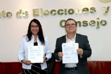 Firman IEPC y el lDDECO, Convenio para fomentar el desarrollo democrático”