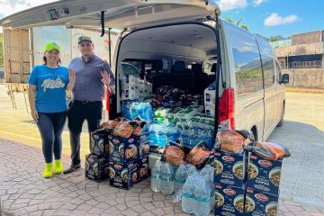 Lleva Carlos Molina víveres a las familias afectadas por las lluvias en la región Norte