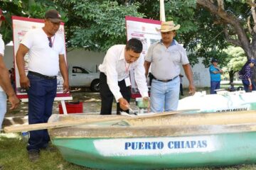 Desde Tonalá, Rutilio Escandón refrenda apoyo a las familias que viven de la pesca