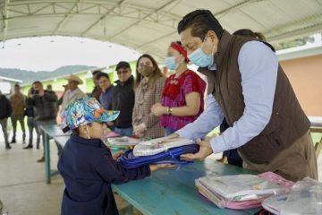La educación es base fundamental para construir un mejor Chiapas: Jorge Luis Llaven Abarca
