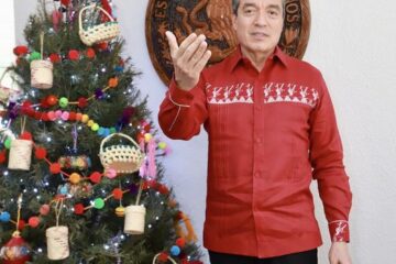 Rutilio Escandón desea un feliz año 2023 al pueblo de Chiapas