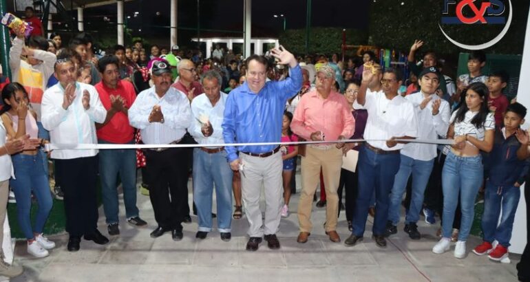 Mariano Rosales entrega cuarto parque remodelado en Chanona
