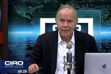 Los 12 procesados por ataque a Ciro Gómez Leyva no tienen imputaciones por tentativa de homicidio