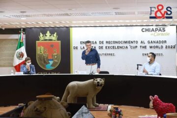 Reconoce Rutilio Escandón a la Finca Santa Cruz, ganadora del primer lugar en “Cup the World 2022”