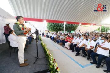 En Palenque, Rutilio Escandón inaugura reconversión del Centro de Salud Rural del ejido Miguel Hidalgo