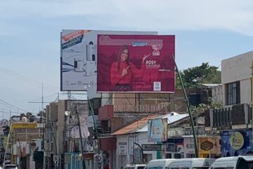 Alcaldesa de Tapachula promueve su imagen en Tuxtla