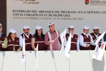 Rutilio Escandón da inicio al Programa Aulas Móviles “Capacitando con el Corazón en tu Municipio 2023”