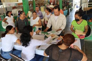 Mariano Rosales da certeza jurídica a locatarios del mercado San Juan