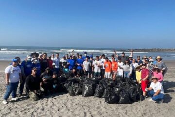 Arranca Yamil Melgar campaña de limpieza en playas de Tapachula