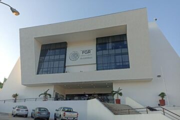 FGR Obtiene vinculación a proceso contra ocho personas por trafico de migrantes y cohecho