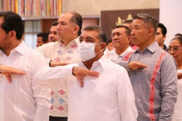 Hoy, en Palacio de Gobierno, acompañó al gobernador Rutilio Escandón Cadenas, para recordar a Emiliano Zapata, un gran luchador por el reconocimiento de los derechos de indígenas y campesinos.