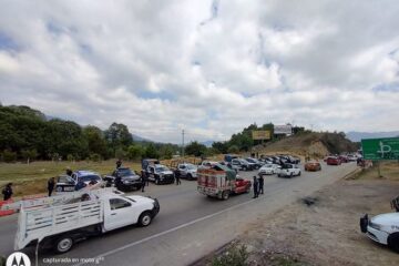 Libre tránsito y sin bloqueos en Km. 46 de SCLC a Tuxtla Gutiérrez