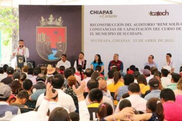 En Suchiapa, Rutilio Escandón inaugura reconstrucción del Auditorio René Solís Gamboa