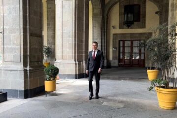 Asiste Rutilio Escandón a Reunión de Gobernadoras y Gobernadores en Palacio Nacional