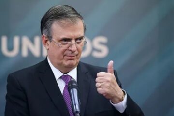 Pide licencia», dice Ebrard a gobernadores de Morena que apoyan a «corcholatas»