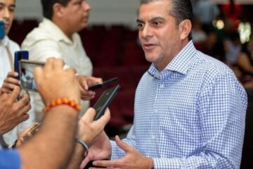 Exhorta Yamil Melgar a funcionarios a seguir actuando bajo los principios de transparencia y rendición de cuentas