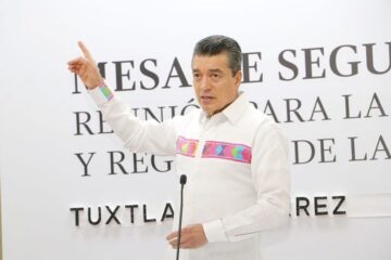 Reconoce Rutilio Escandón esfuerzo conjunto para apagar el incendio en el cerro Mactumactzá
