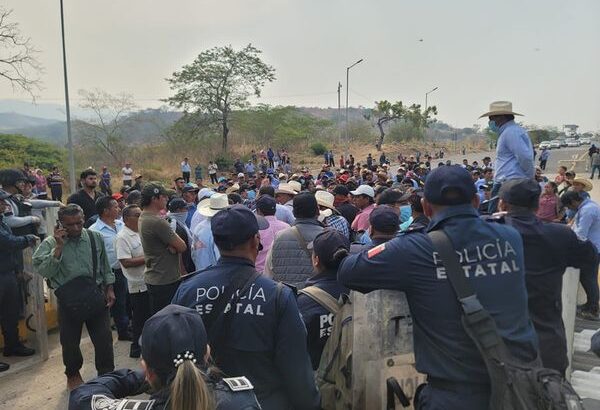 SSyPC libera de manifestantes carretera de cuota Tuxtla-San Cristóbal