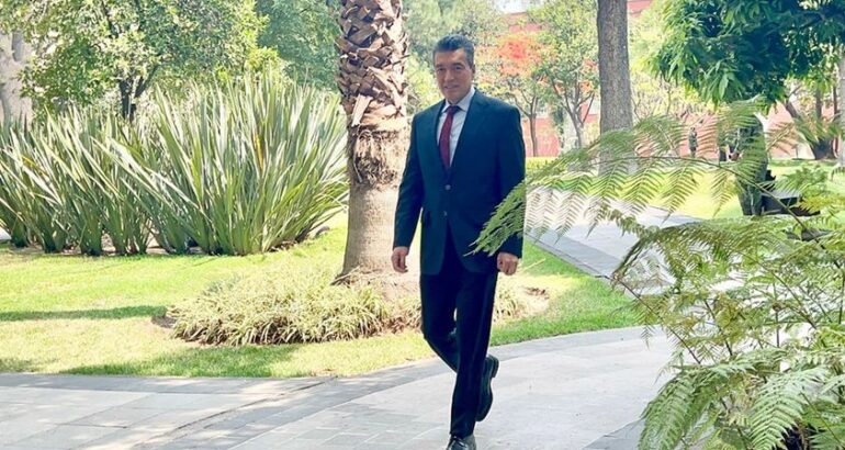 Asiste Rutilio Escandón a reunión encabezada por AMLO para dar seguimiento a agenda migratoria