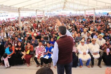 Rutilio Escandón encabeza entrega de tarjetas del Programa “La Escuela Es Nuestra”, en San Cristóbal