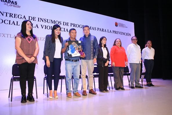 Entrega Rutilio Escandón insumos de programas para la prevención social de la violencia