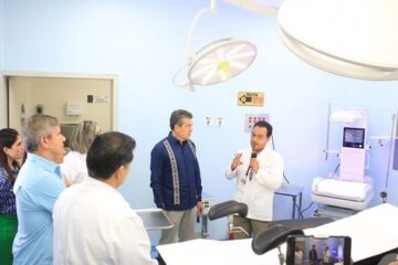 Inaugura Rutilio Escandón reconversión de áreas del Hospital Regional Dr. Rafael Pascacio Gamboa