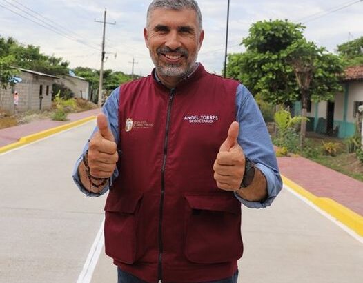 Se han pavimentado más de 819 mil m2 en municipios de Chiapas: Angel Torres
